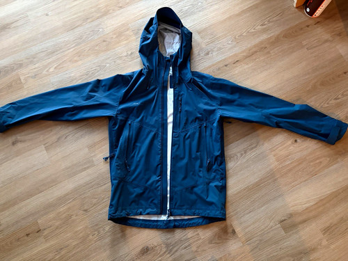 Mammut alto guide - guide, hooded